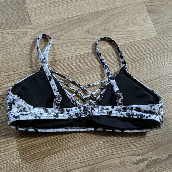 Black and white swim top - Picture 3 of 3